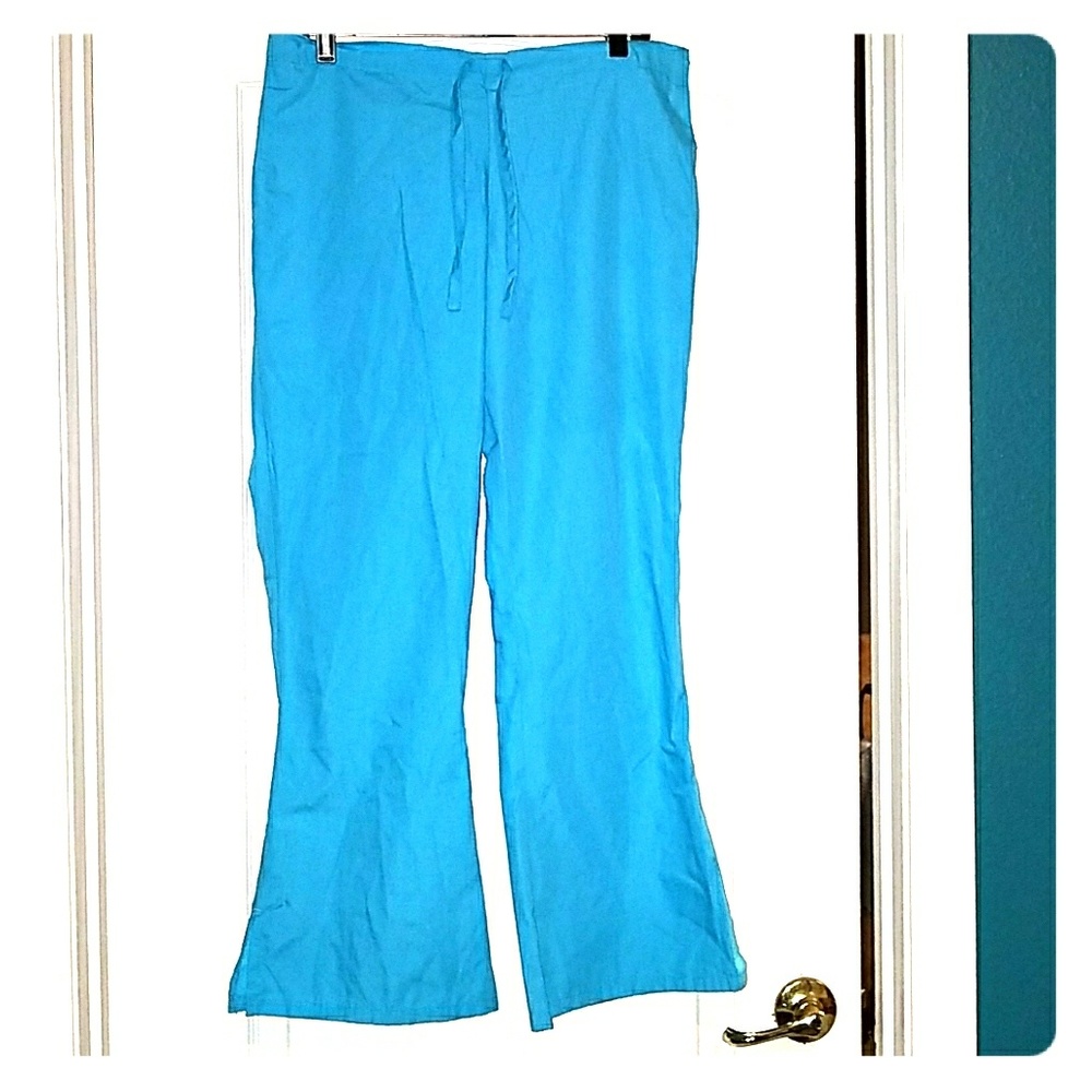 Cherokee Workwear